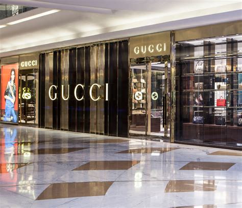 Gucci shop Kolkata